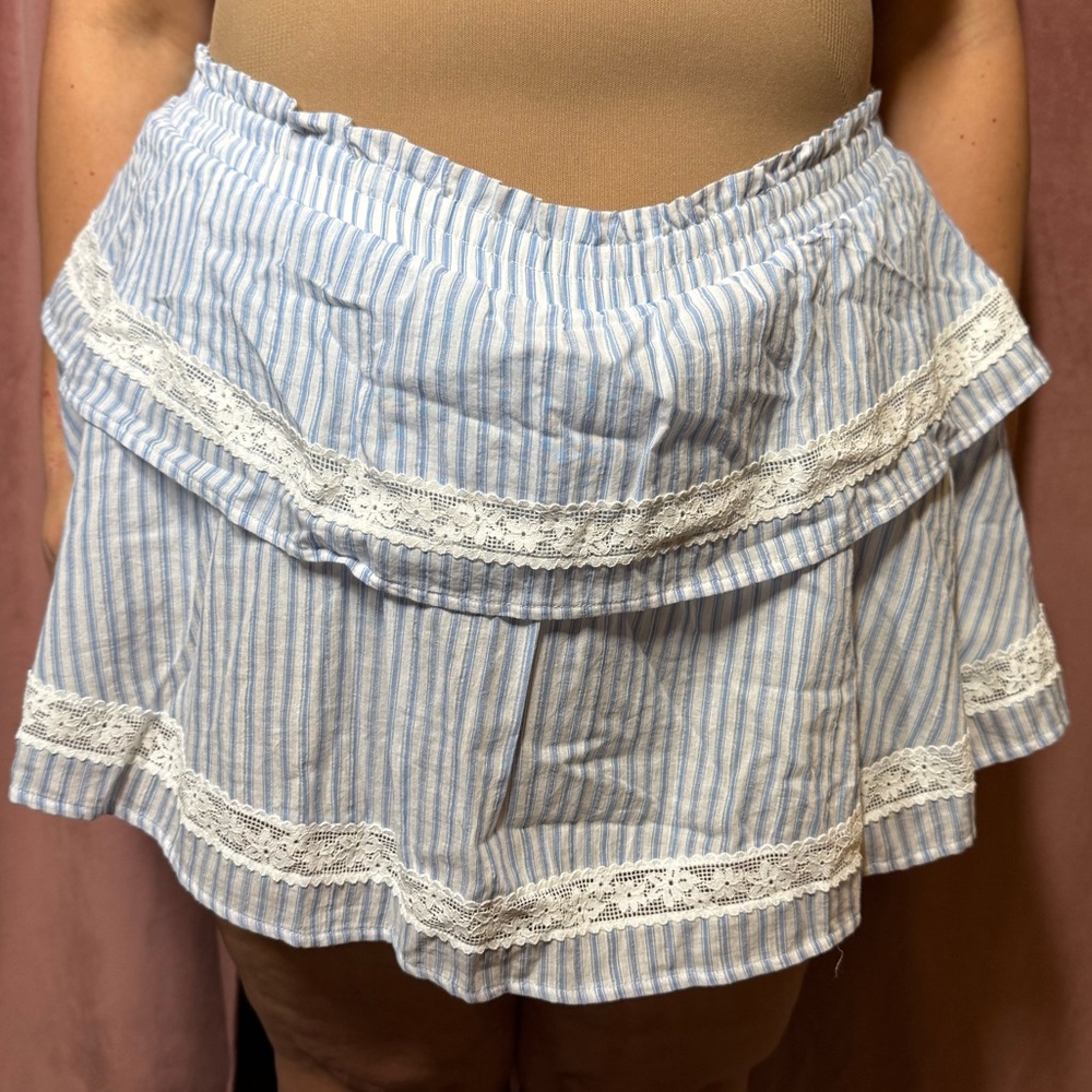 Blue & White Striped Lace Trim Mini Skirt